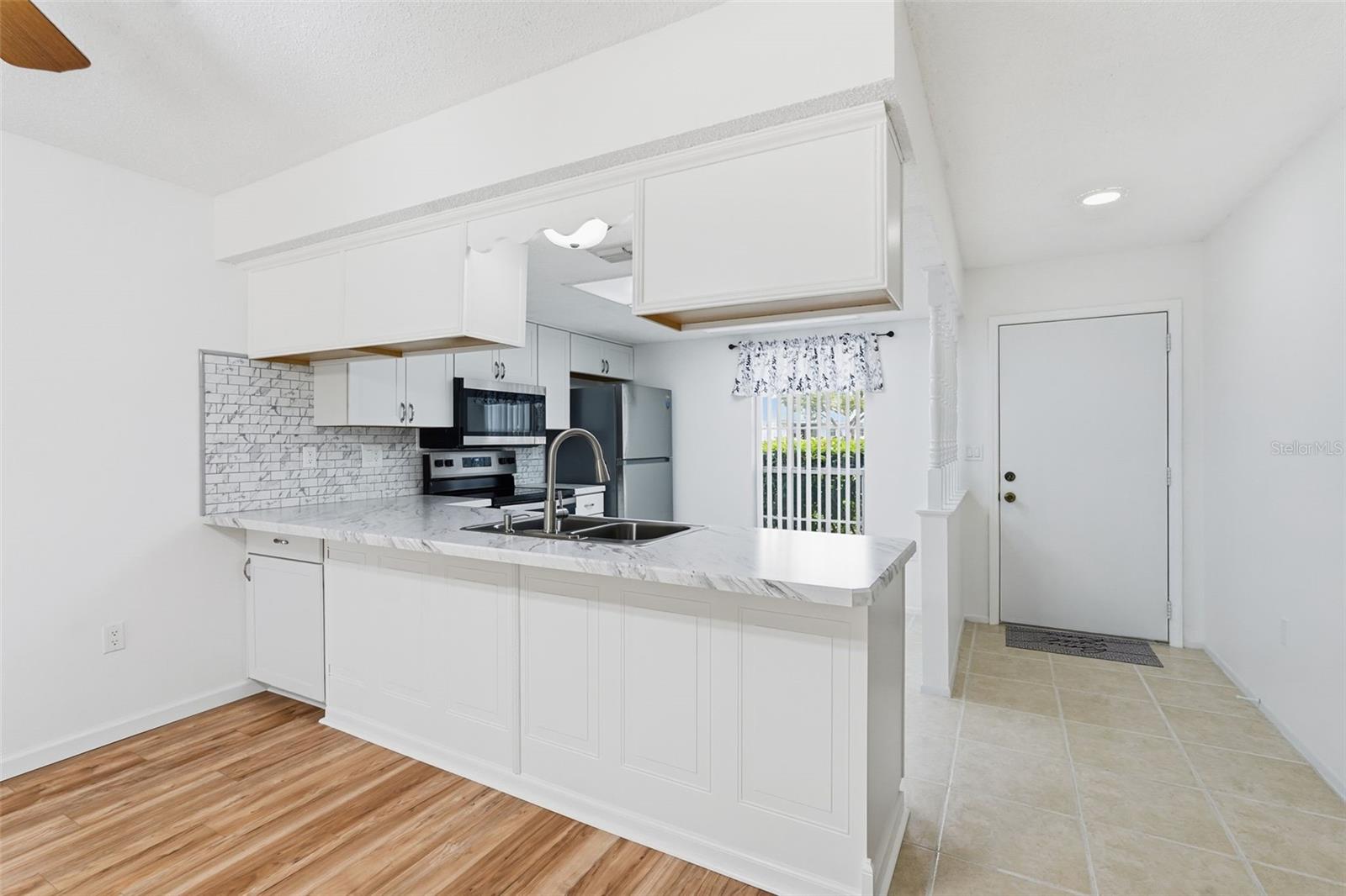 VILLAGE WOODS CONDO PH 02 - Residential