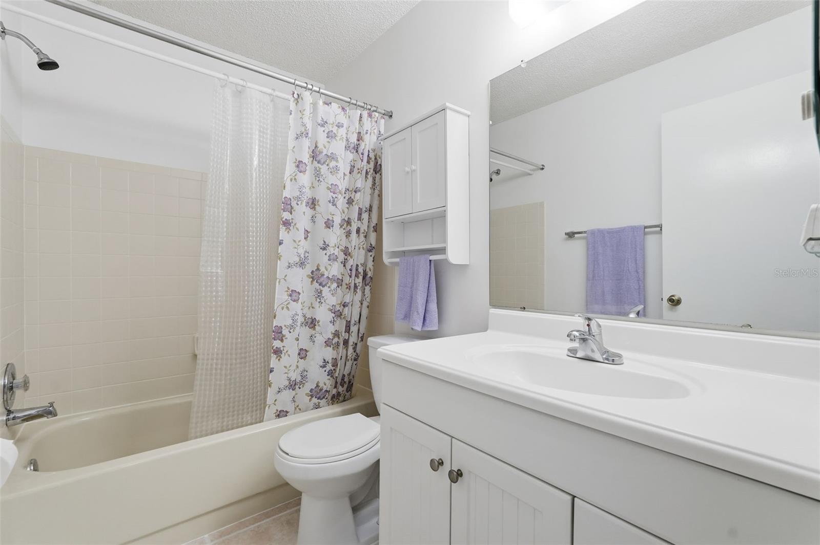 VILLAGE WOODS CONDO PH 02 - Residential