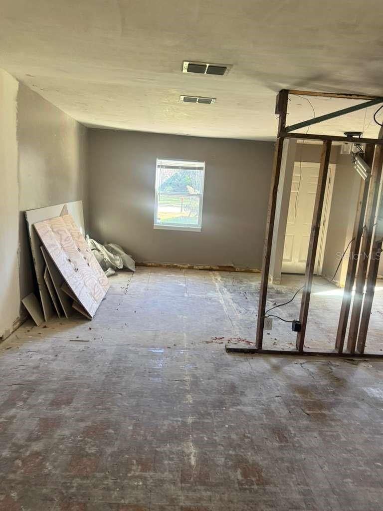 MAC JOHN - Residential