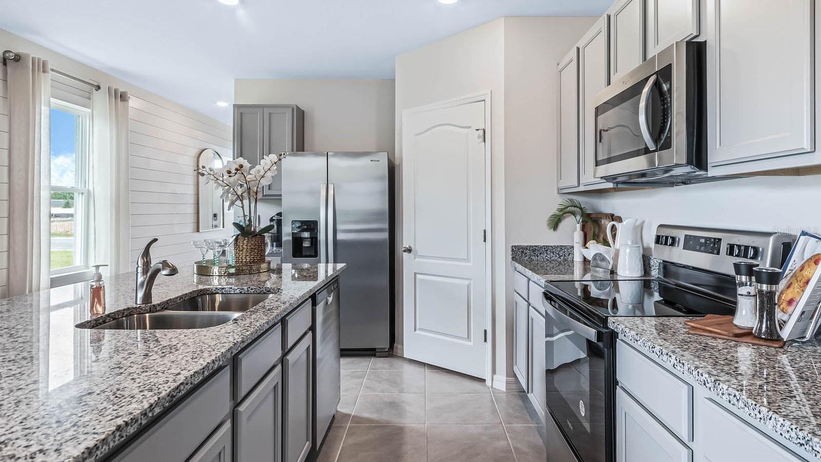 2967 WATERLILY WAY