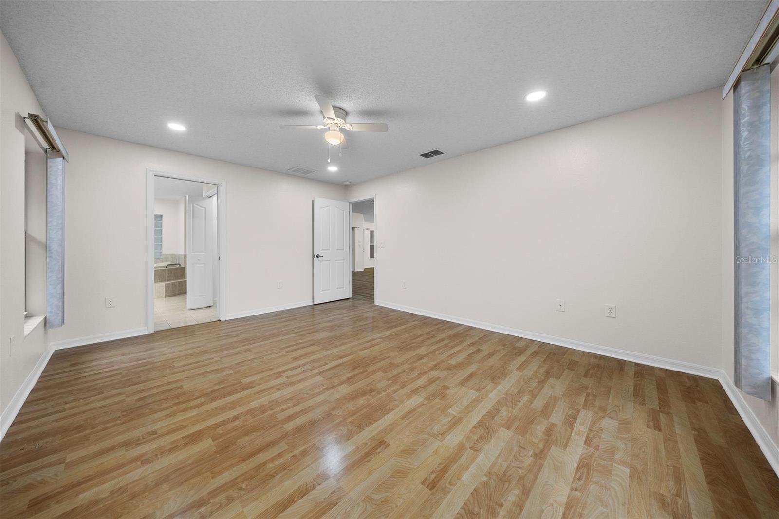 FRUITLAND PARK - Residential