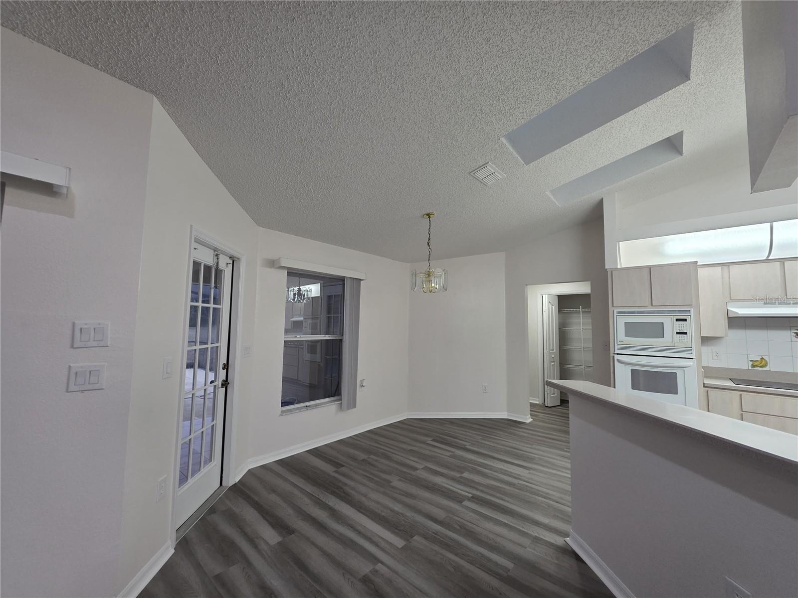 FRUITLAND PARK - Residential