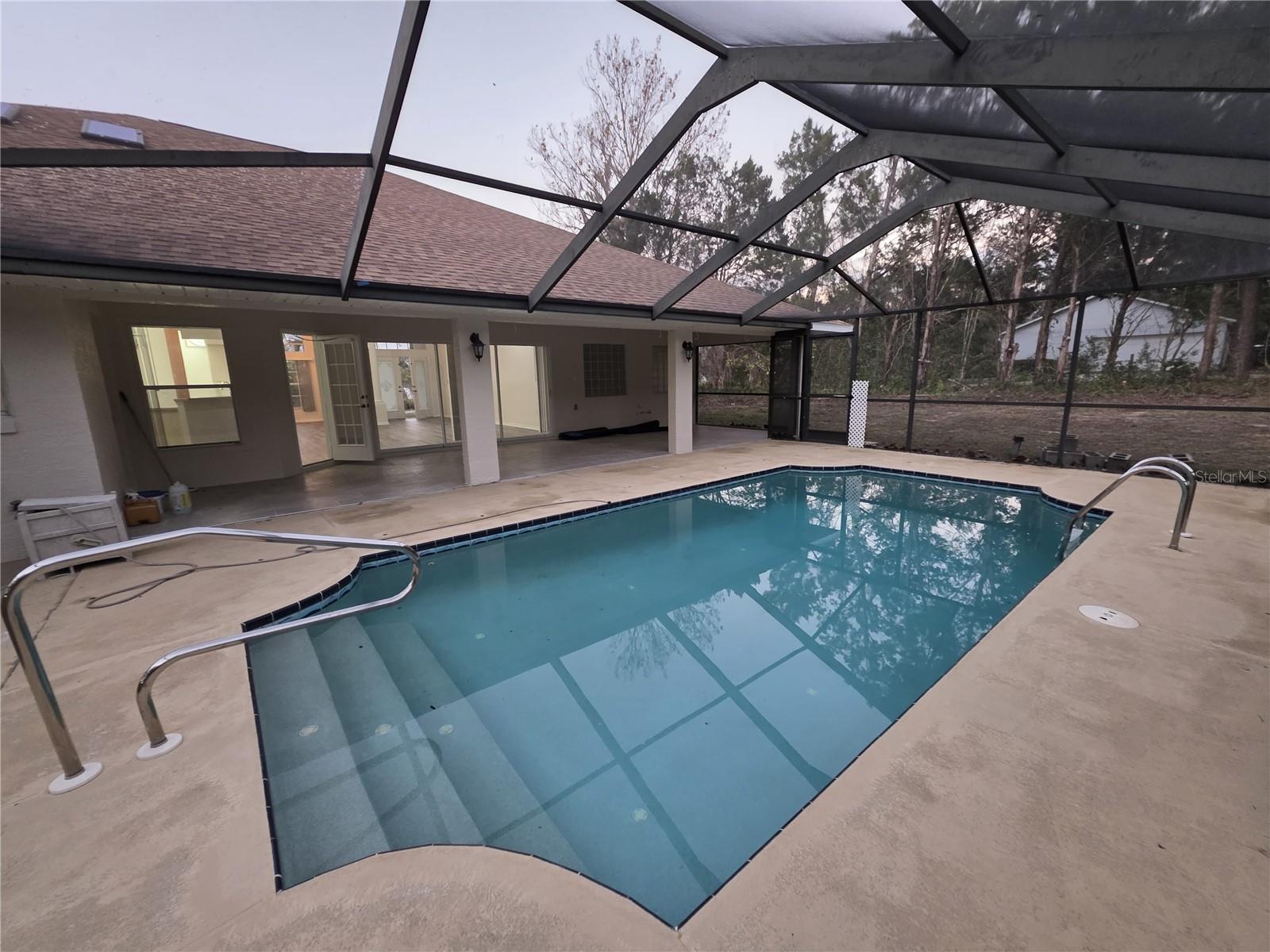 FRUITLAND PARK - Residential