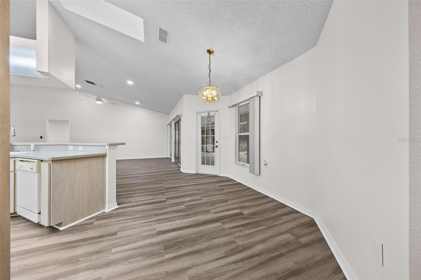 FRUITLAND PARK - Residential