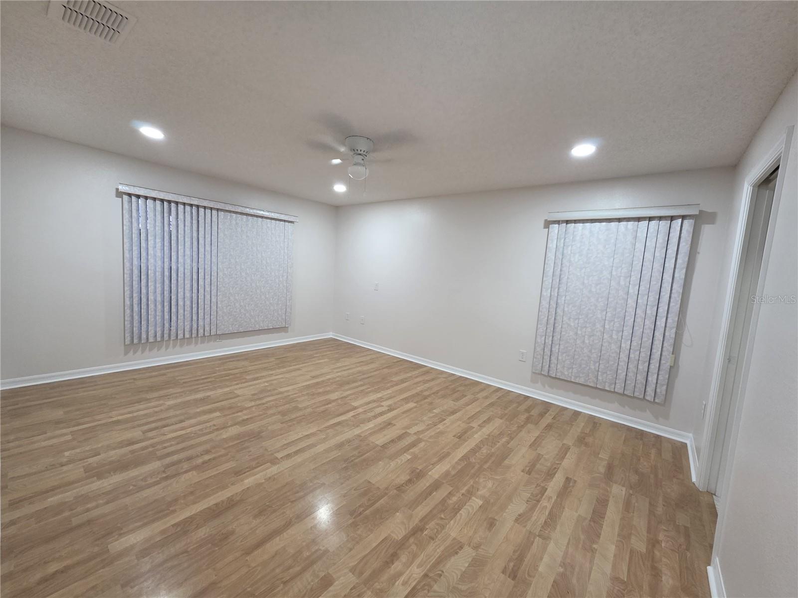 FRUITLAND PARK - Residential