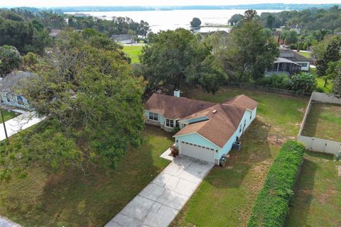 A home in WINTER GARDEN