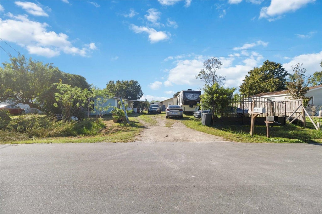 Photo of 3770 S Fruitloop Circle, Kissimmee, FL 34741 (MLS # O6452654)