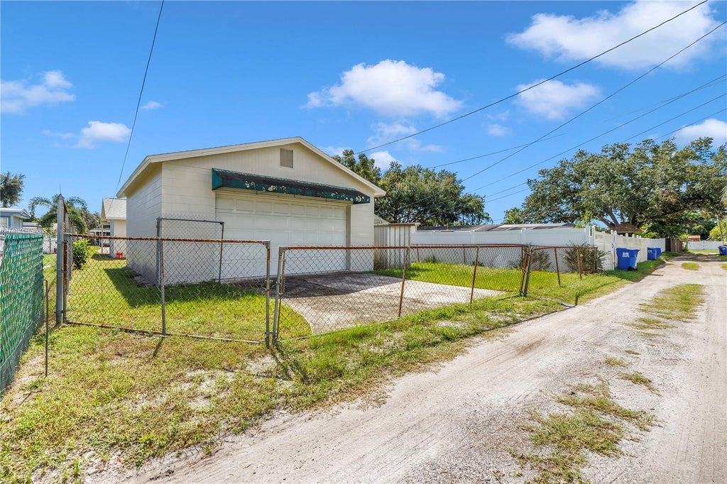 Photo of 4213 37th Avenue N, St Petersburg, FL 33713 (MLS # TB8558928)