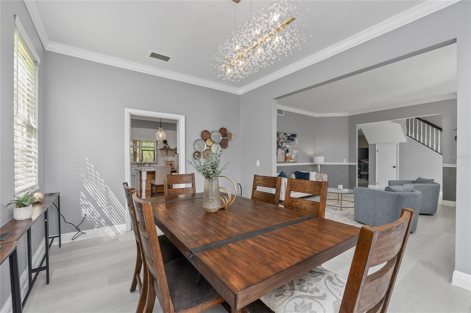 WINDSOR PARK AT THE EAGLES-FI - Residential