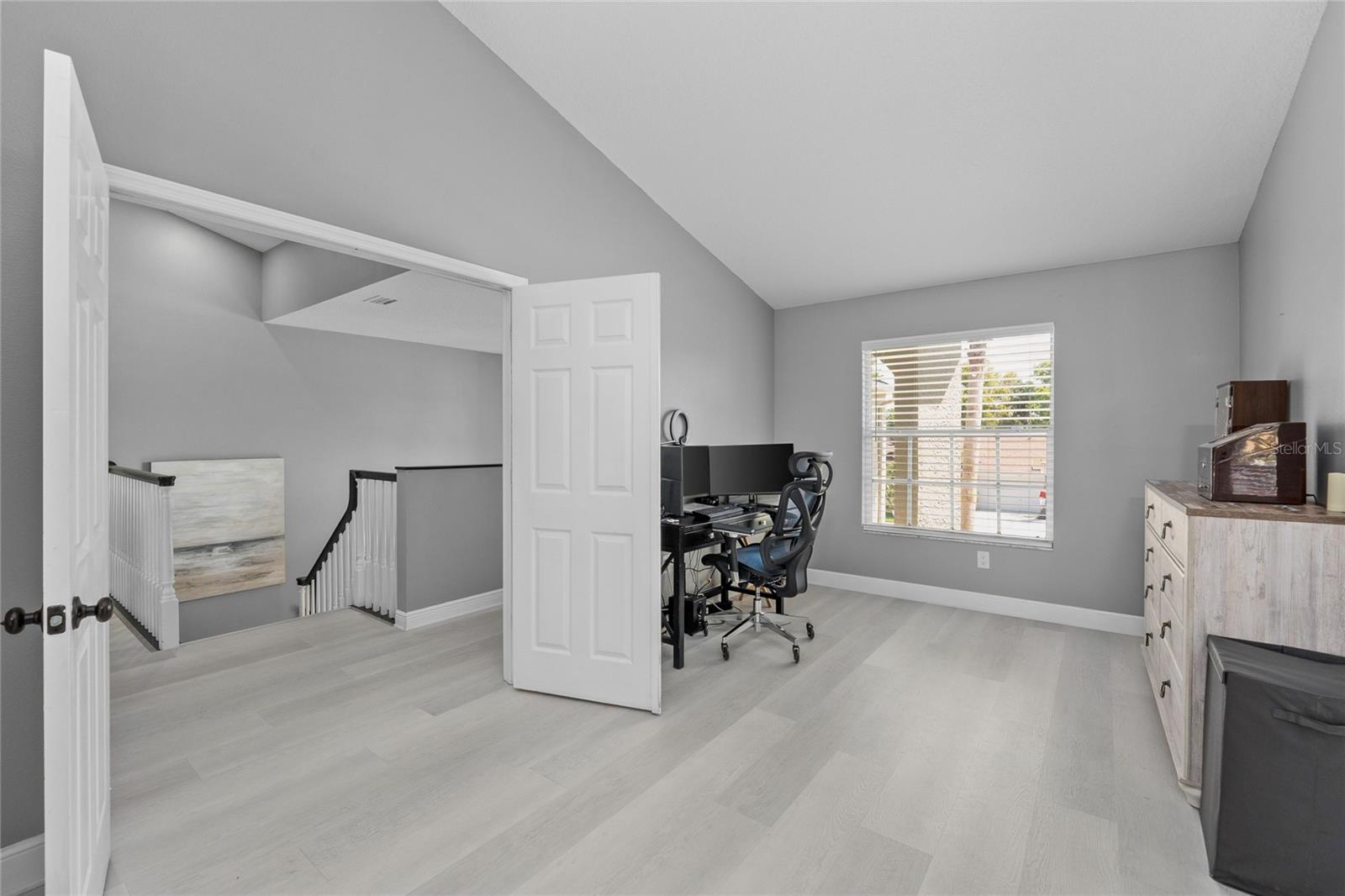 WINDSOR PARK AT THE EAGLES-FI - Residential