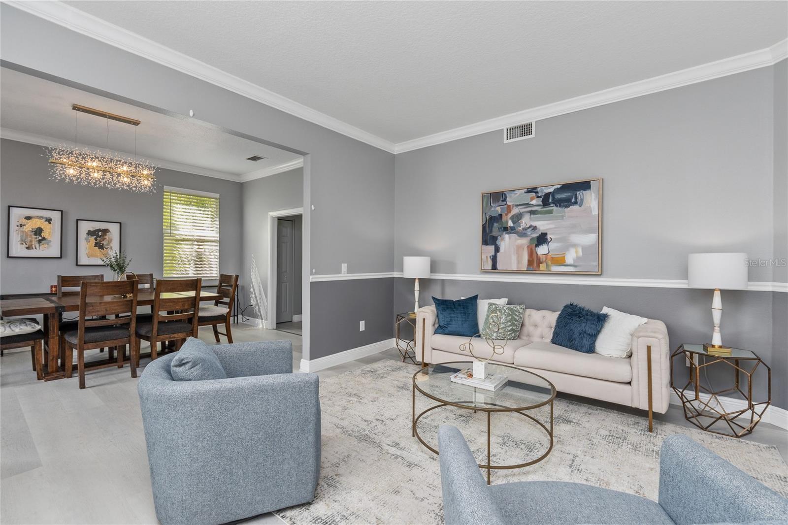 WINDSOR PARK AT THE EAGLES-FI - Residential