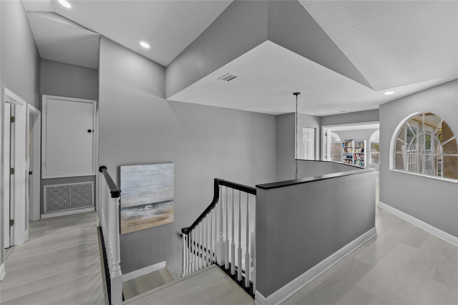 WINDSOR PARK AT THE EAGLES-FI - Residential