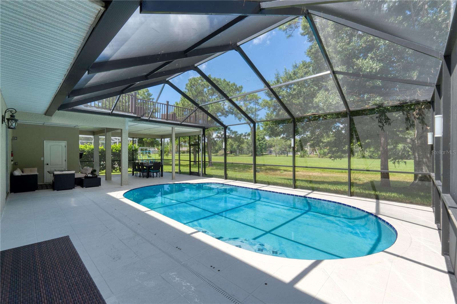 WINDSOR PARK AT THE EAGLES-FI - Residential