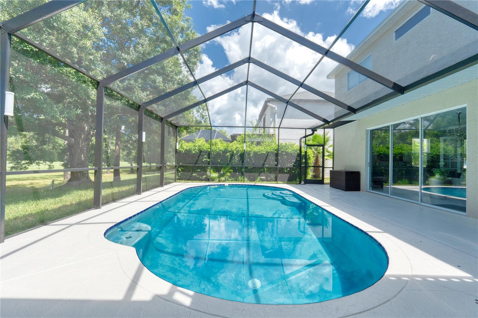 WINDSOR PARK AT THE EAGLES-FI - Residential
