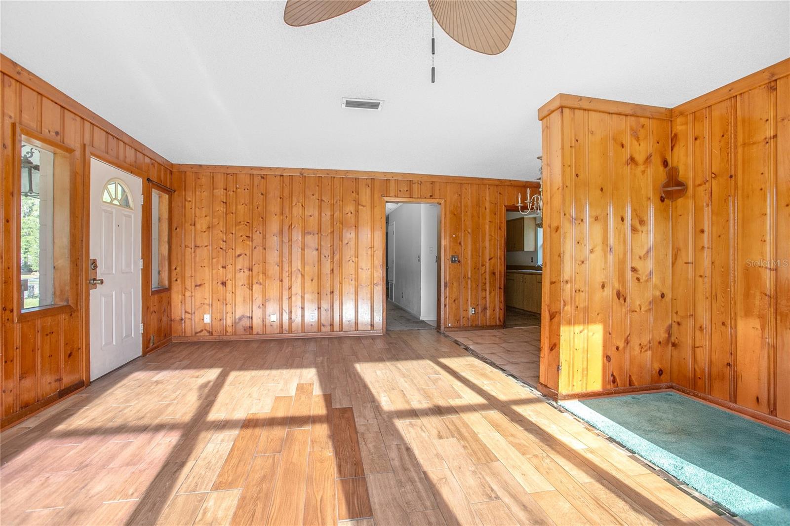 816 W FRANKLIN AVENUE