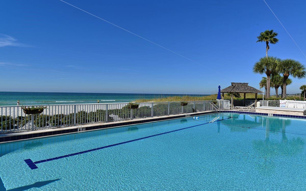 WESTCHESTER APTS - Residential