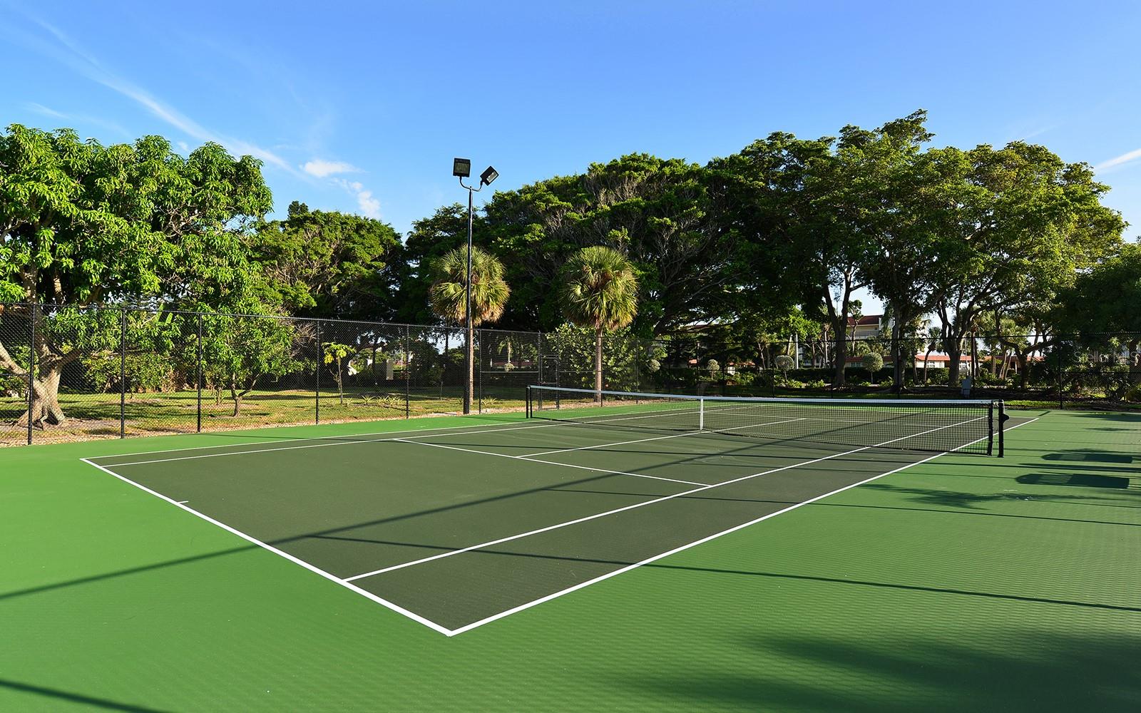 WESTCHESTER APTS - Residential