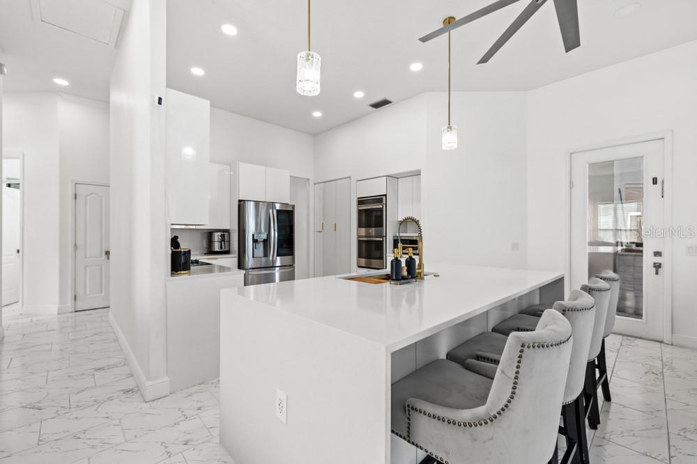 BRISTOL PARK PH 02 - Residential