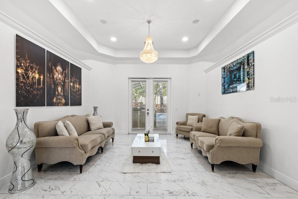 BRISTOL PARK PH 02 - Residential