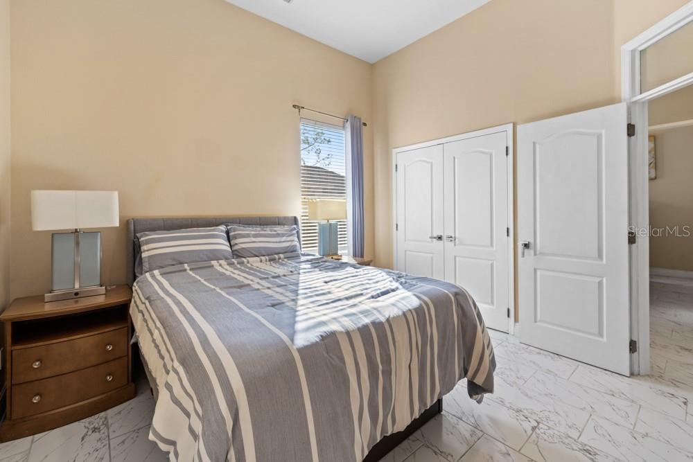 BRISTOL PARK PH 02 - Residential