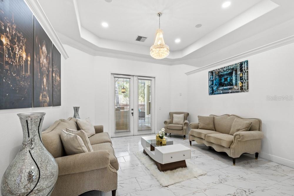 BRISTOL PARK PH 02 - Residential