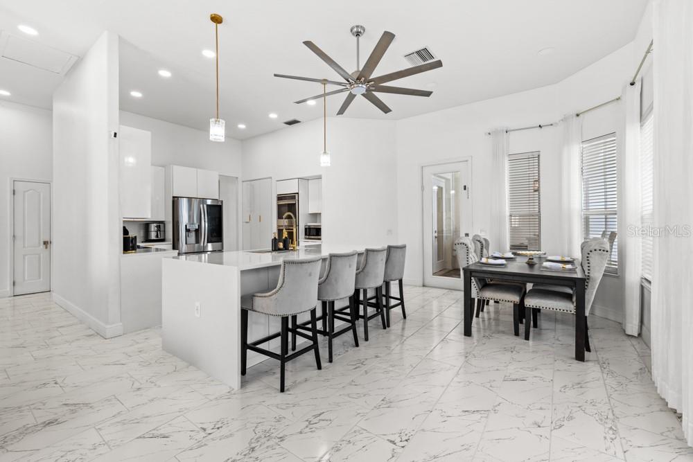 BRISTOL PARK PH 02 - Residential