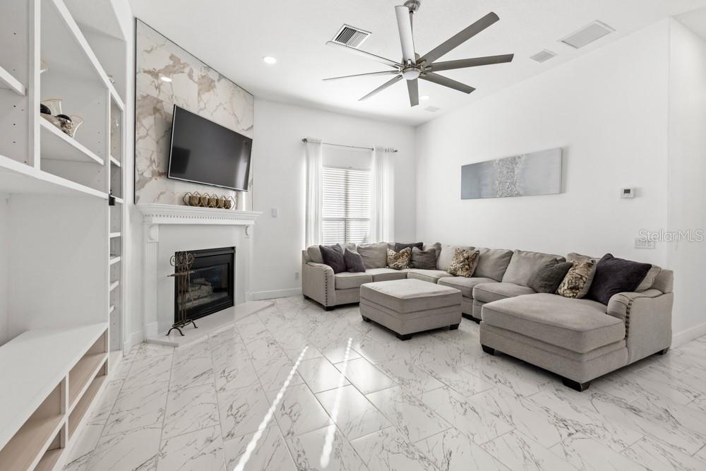 BRISTOL PARK PH 02 - Residential