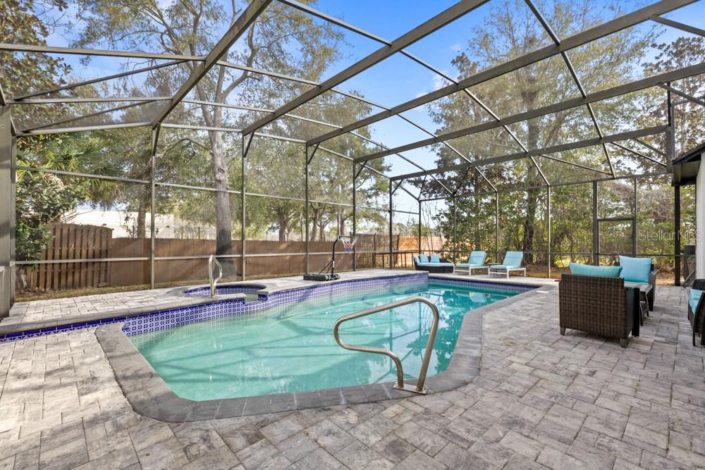 BRISTOL PARK PH 02 - Residential