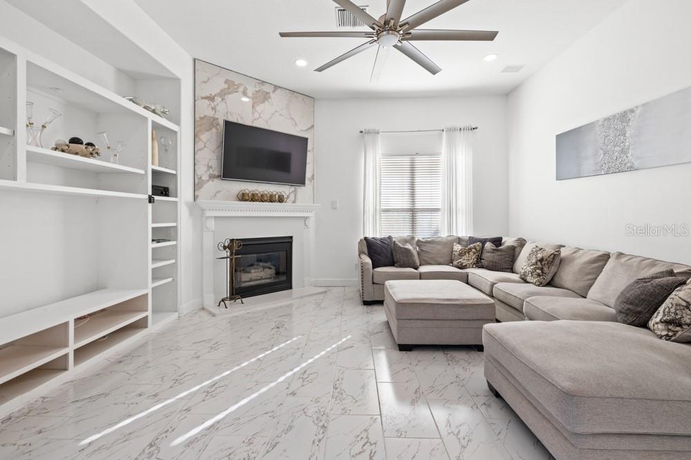 BRISTOL PARK PH 02 - Residential