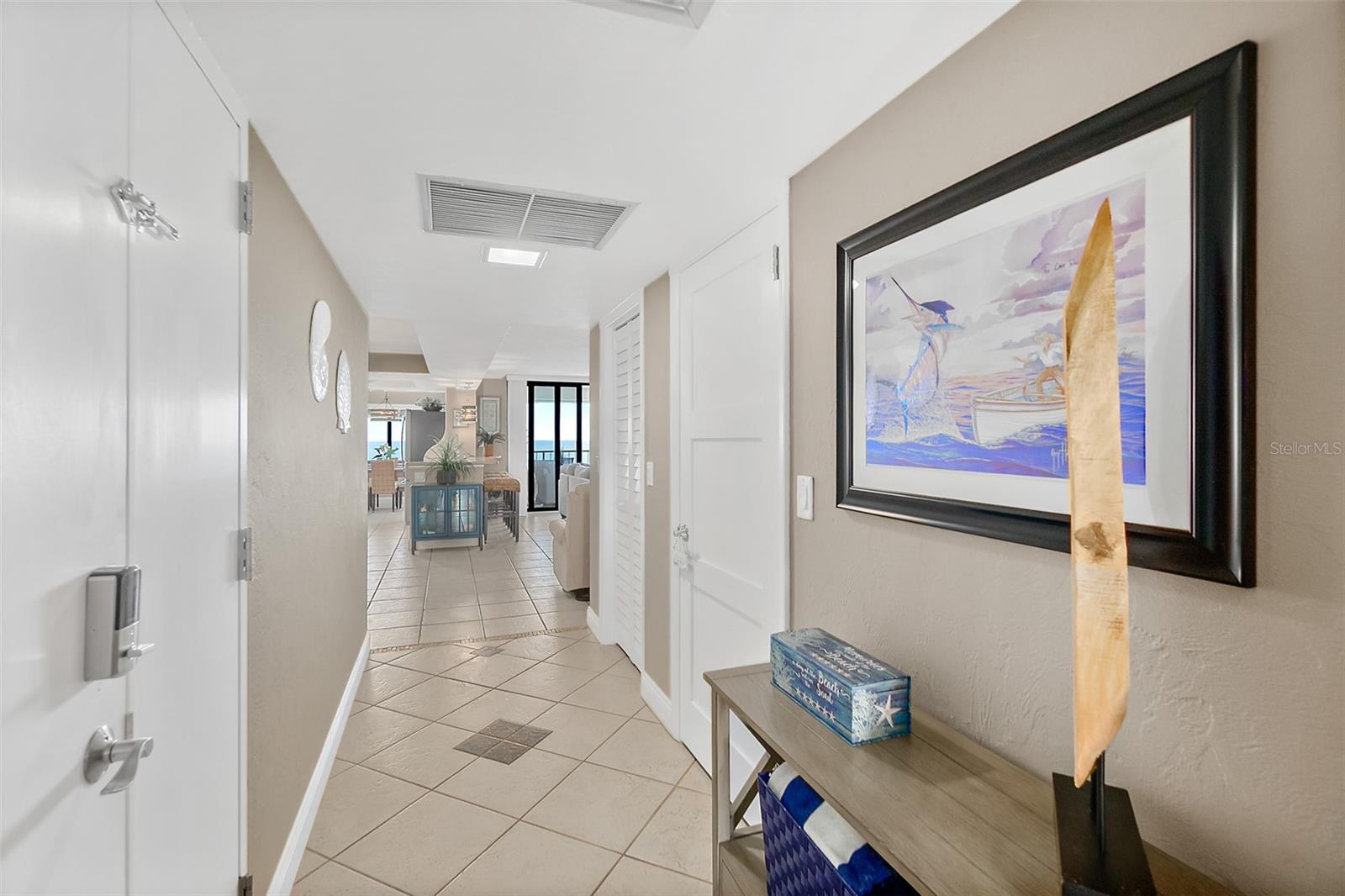 OCEAN FOUR - Residential