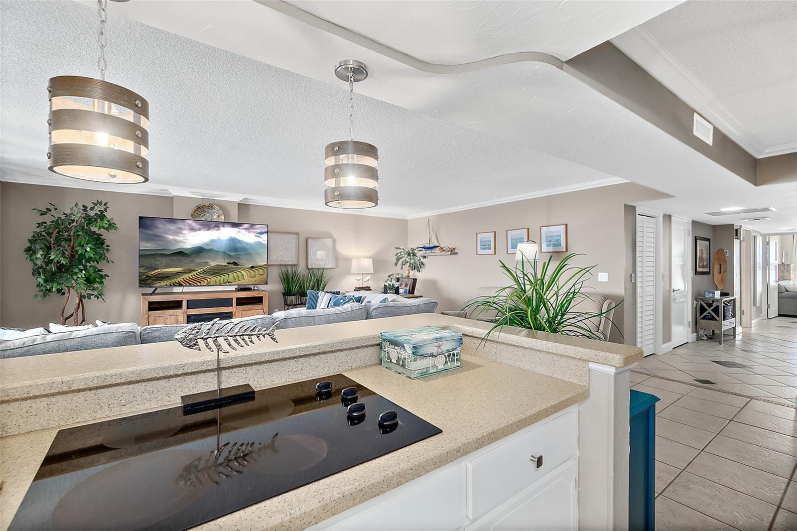 OCEAN FOUR - Residential