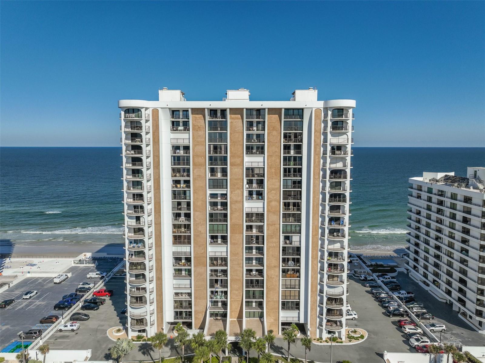 OCEAN FOUR - Residential