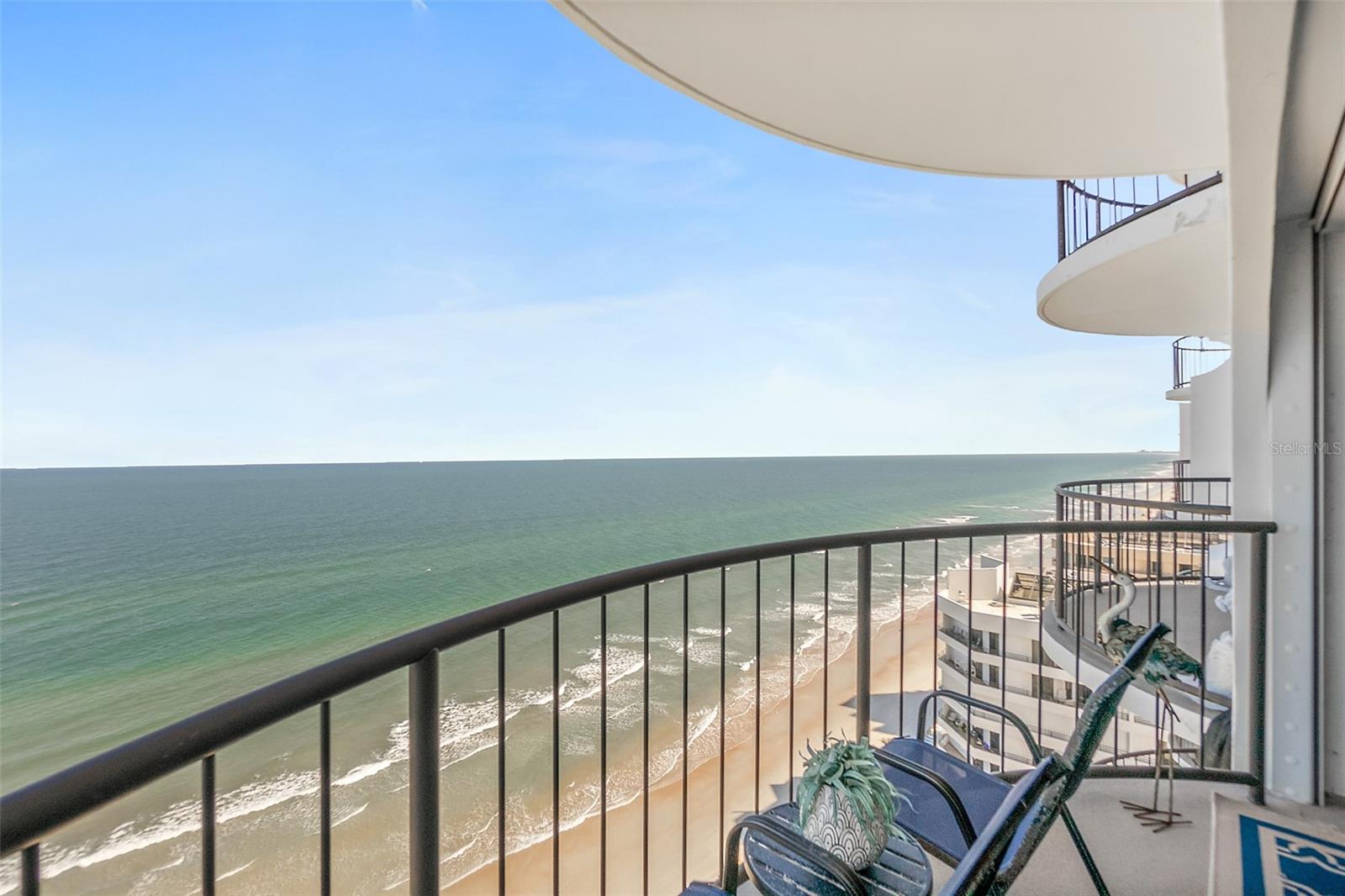 OCEAN FOUR - Residential