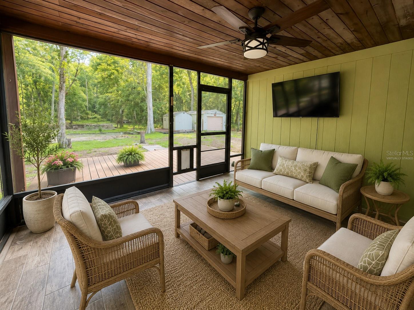 GOLDEN ACRES - Residential
