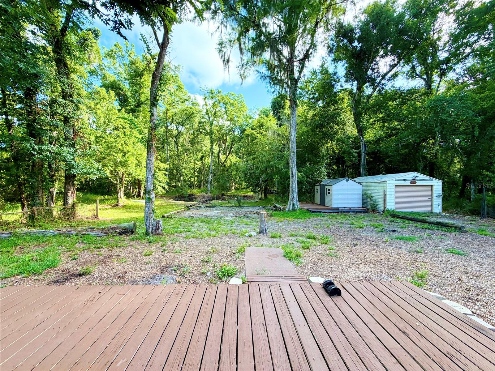 GOLDEN ACRES - Residential