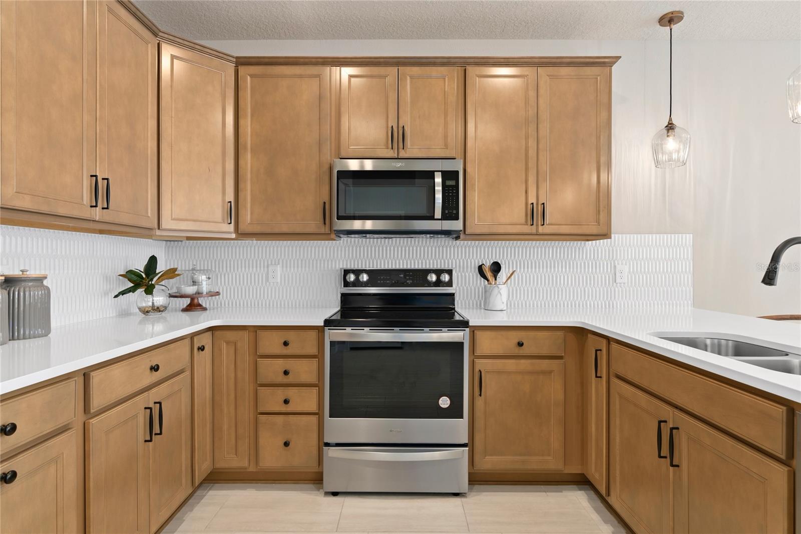 PARKSIDE TRAILS - Residential