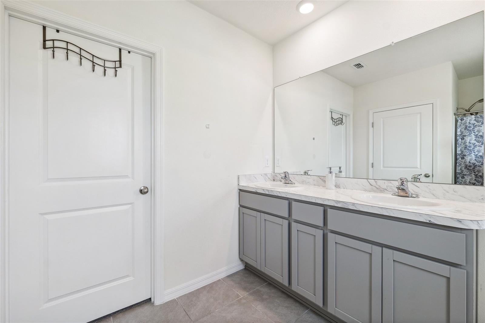 WESTGATE - Residential Lease