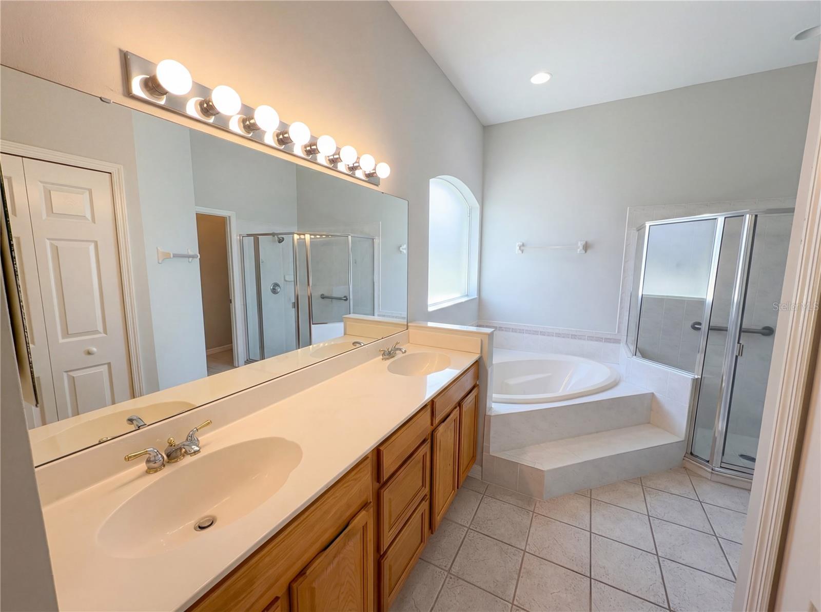 SIX MILE CREEK PH 04 - Residential