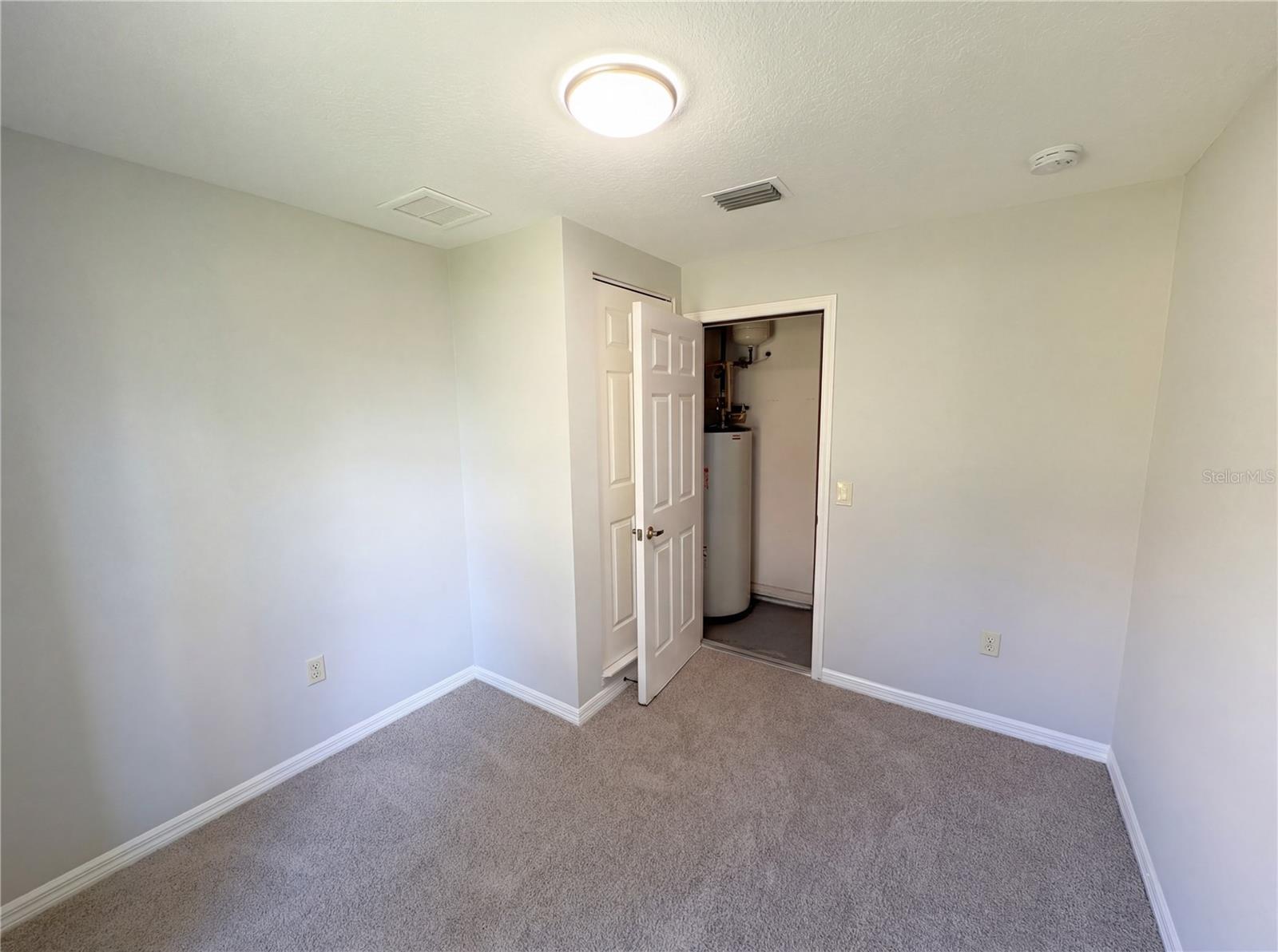 SIX MILE CREEK PH 04 - Residential