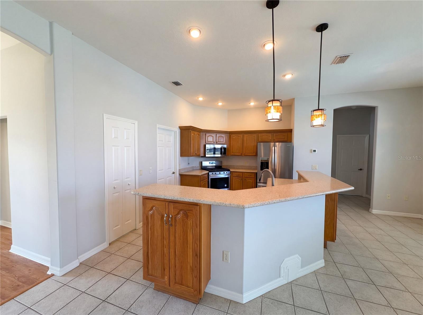 SIX MILE CREEK PH 04 - Residential