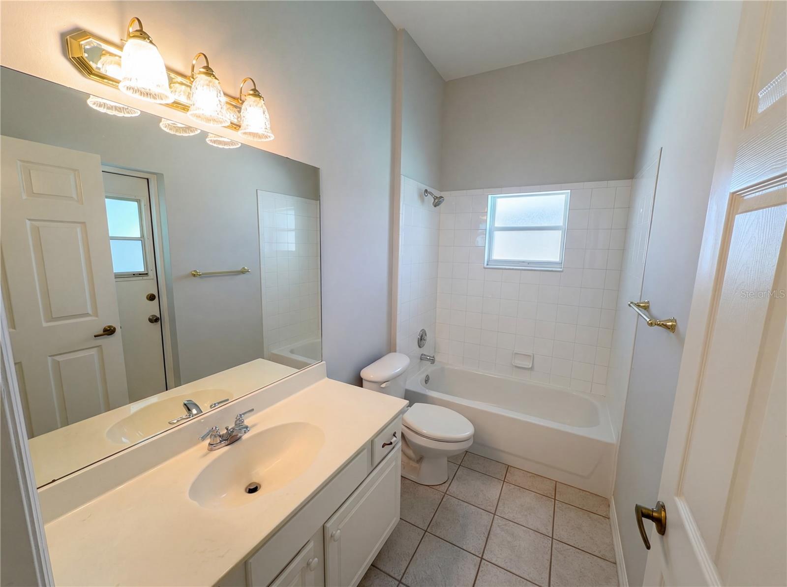 SIX MILE CREEK PH 04 - Residential