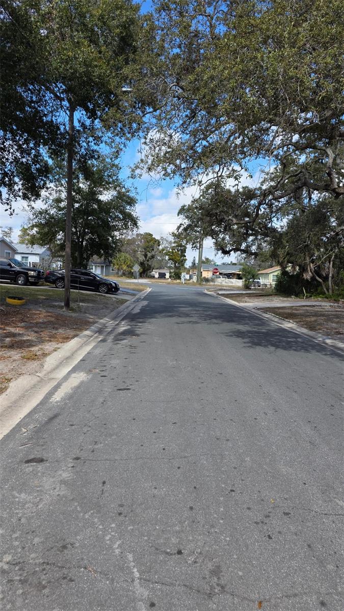 RICHARDSONS W E - Land