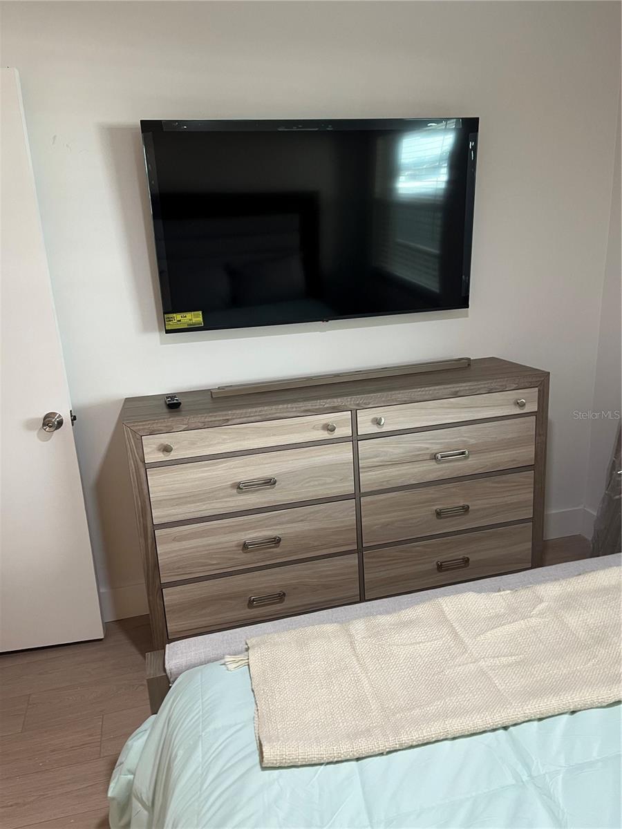 ANCHOR POINT A CONDO - Residential Lease