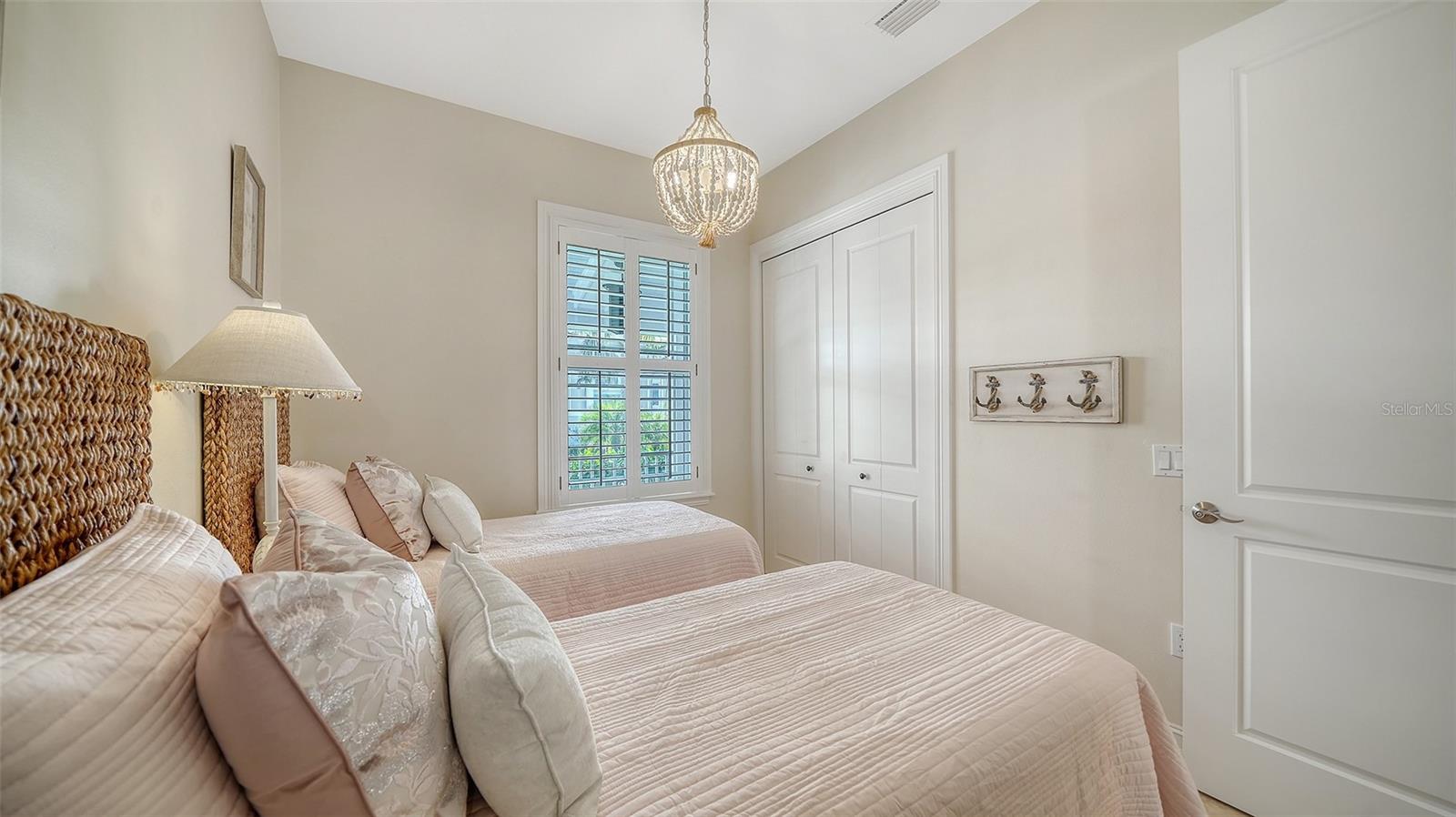 NORTH POINT HARBOUR UNIT ONE - Residential