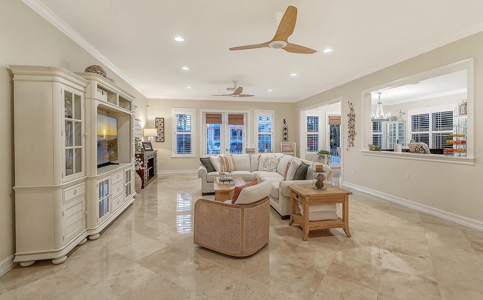 NORTH POINT HARBOUR UNIT ONE - Residential