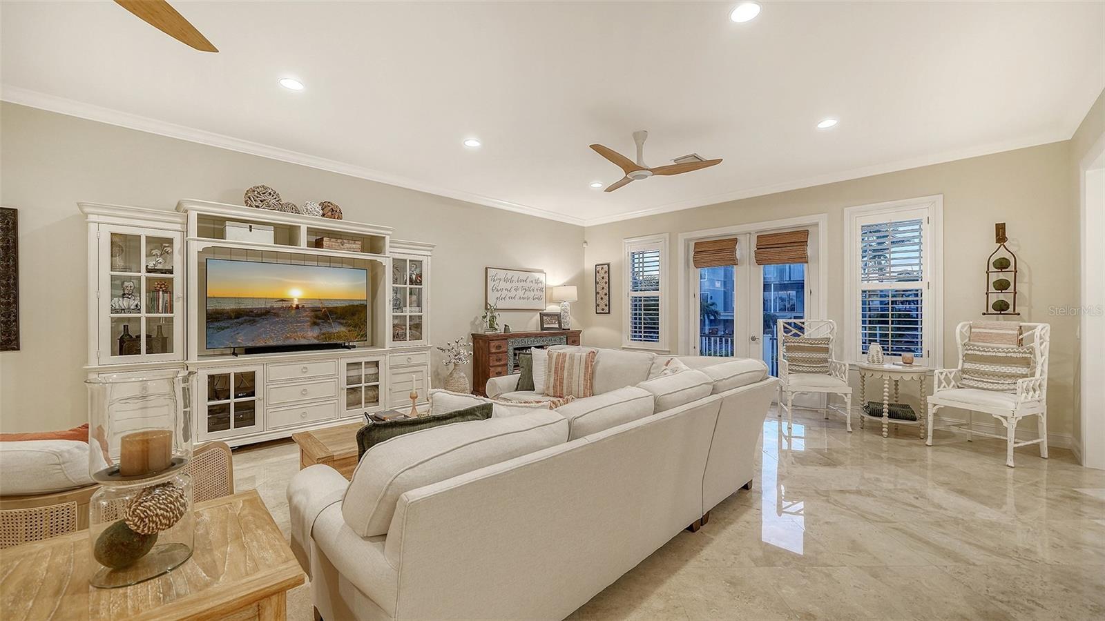 NORTH POINT HARBOUR UNIT ONE - Residential