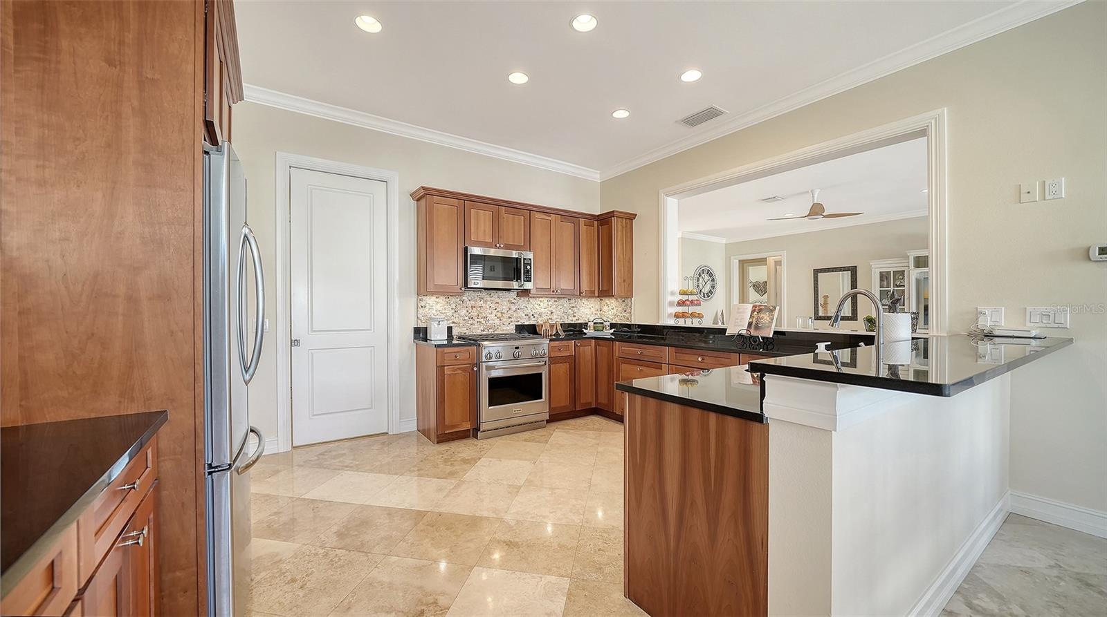 NORTH POINT HARBOUR UNIT ONE - Residential