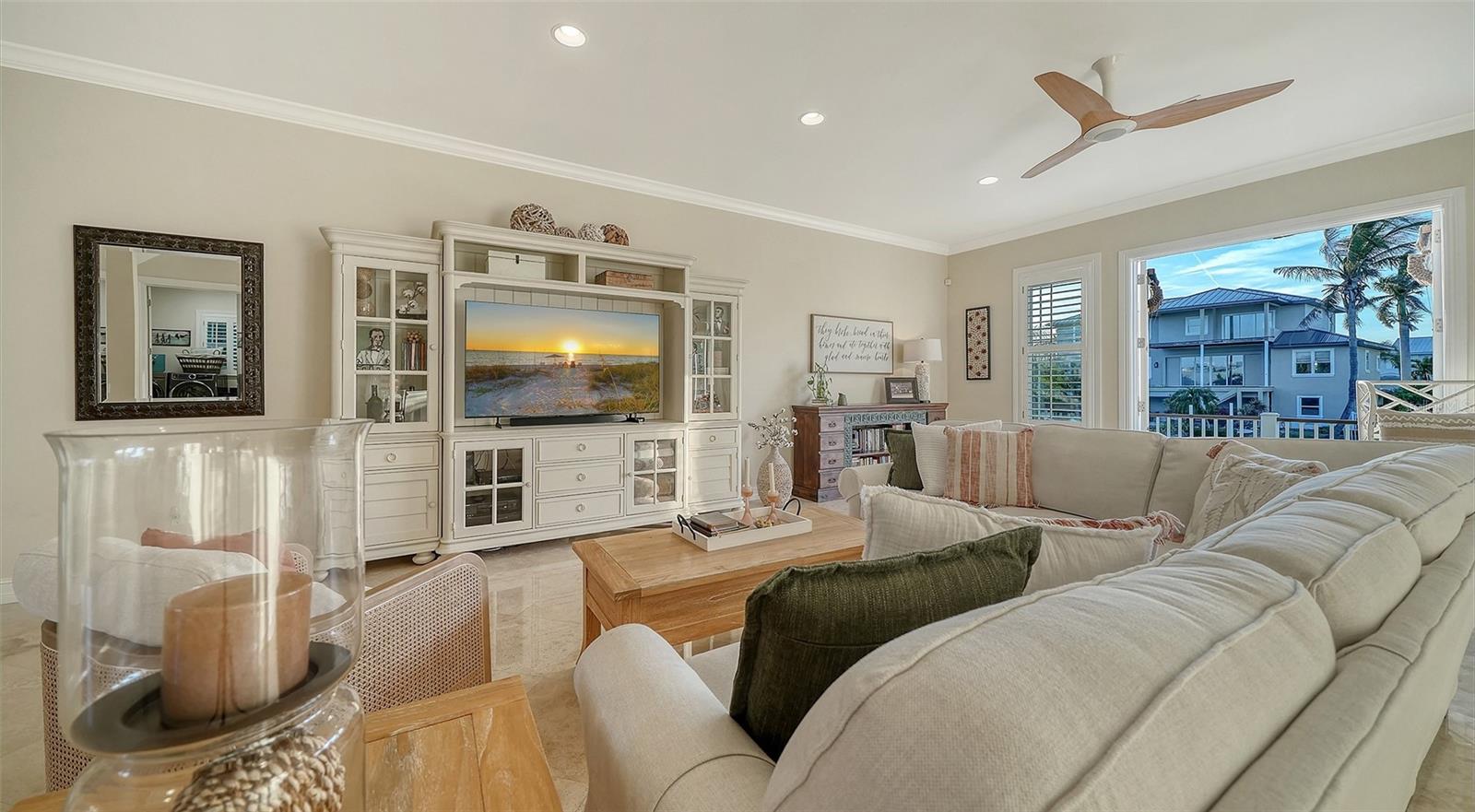 NORTH POINT HARBOUR UNIT ONE - Residential