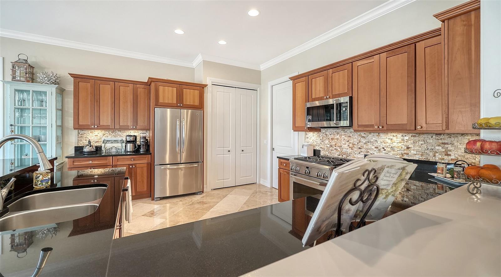 NORTH POINT HARBOUR UNIT ONE - Residential