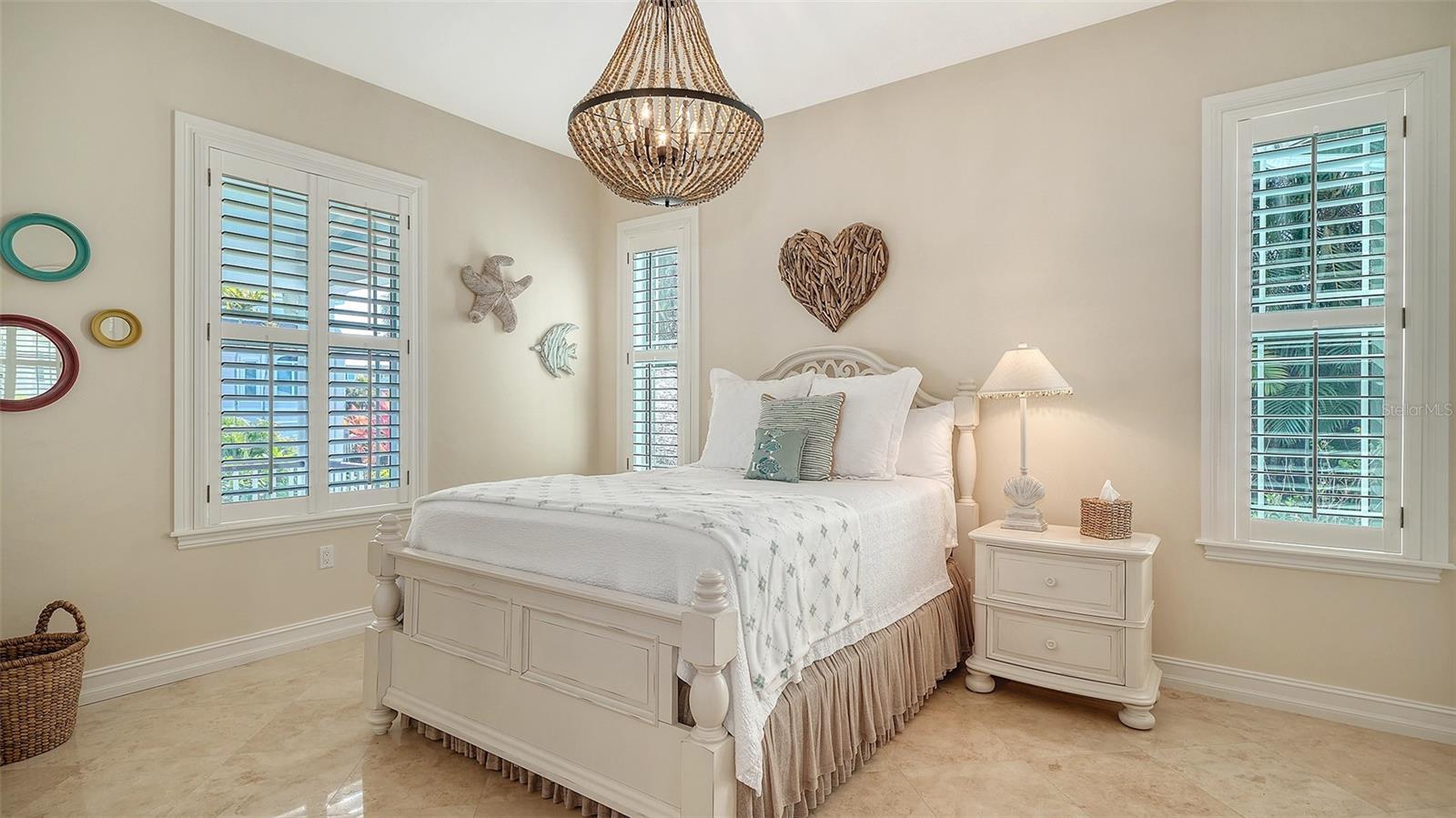 NORTH POINT HARBOUR UNIT ONE - Residential